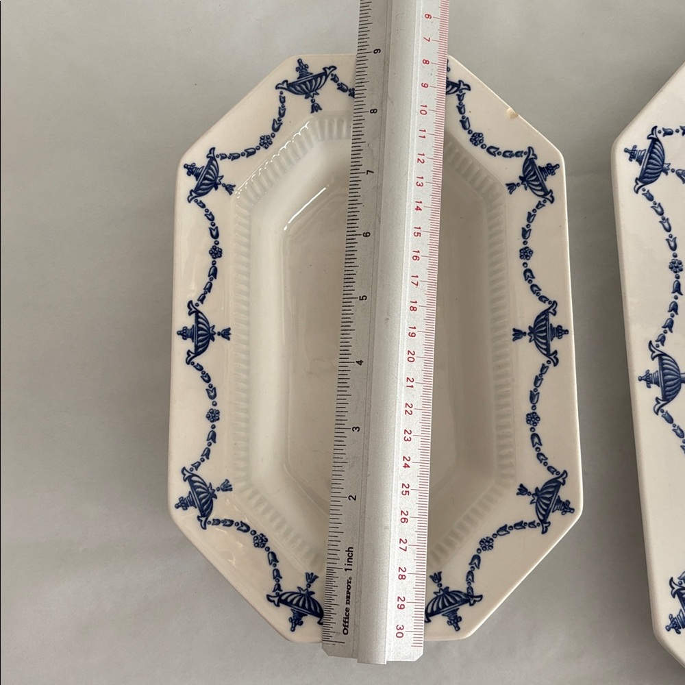 Independence ironstone ash lawn serving platter blue white octagonal - Picture 7 of 8